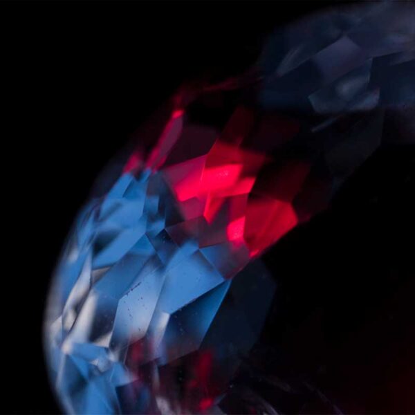 Macro photography lighting with lasers