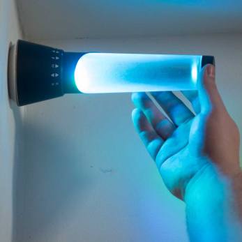 Magnetic Flashlight