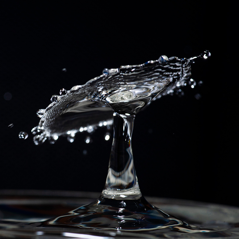 water drop photography black and white