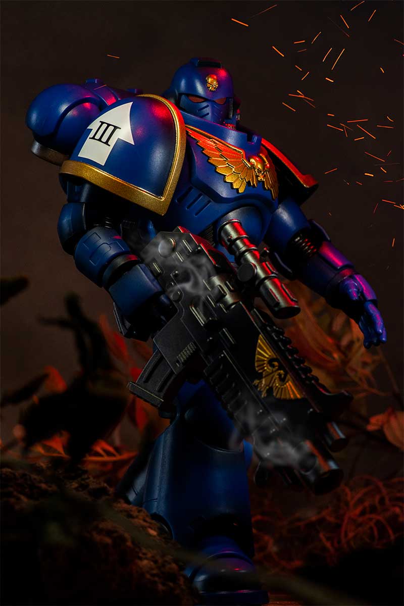 Warhammer 40000 Ultramarines Primaris Intercessor Space Marine Bandai Action Figure 