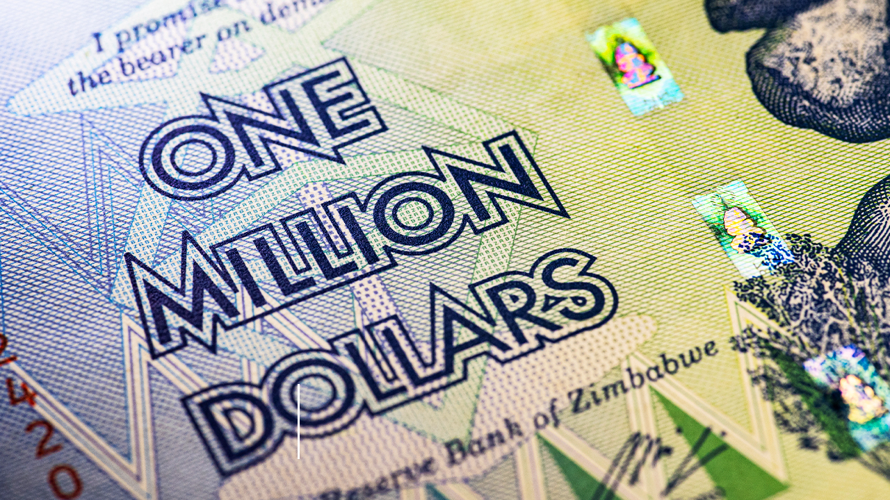 Money Macro Photography - Photographing a $10,000,000,000,000 note