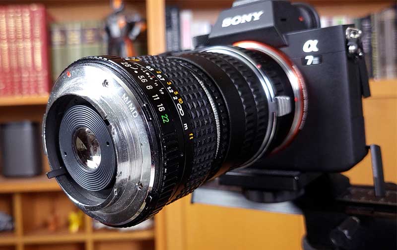 Reversed lens setup for High magnification macro photography