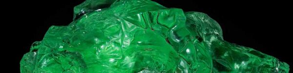 UV-Mineral-macro-photography-banner-sml